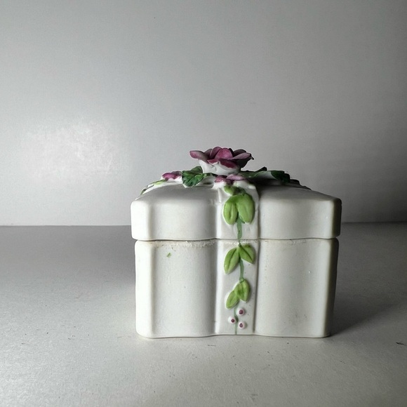 VTG Hand Painted Lefton China Ceramic Floral Gift Trinket Box 02486 - Picture 13 of 14